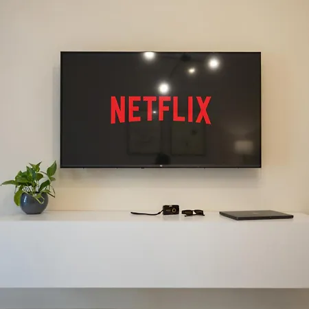 Stylish 3bd With Balcony * Thessalonique