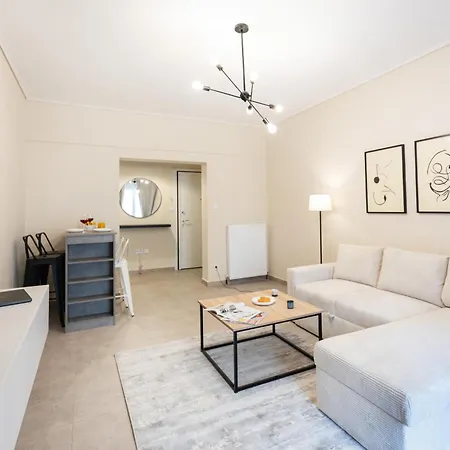 Lejlighed Stylish 3bd With Balcony *