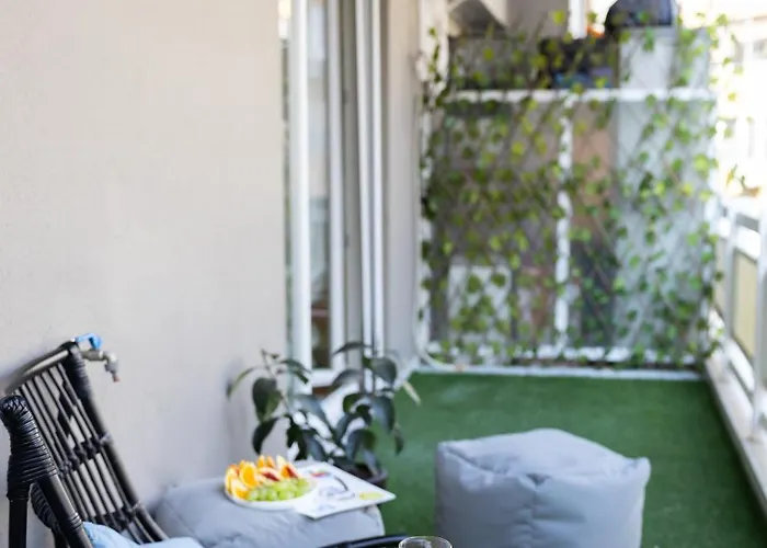 Stylish 3bd With Balcony * Thessaloniki