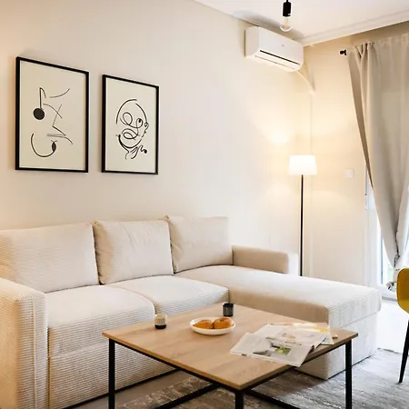 Stylish 3bd With Balcony *