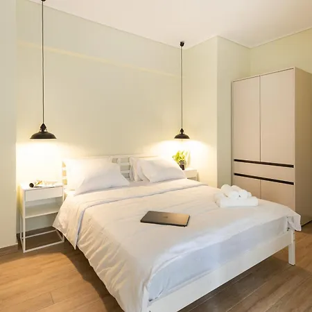 Stylish 3bd With Balcony Thessaloniki