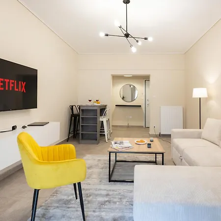 Stylish 3bd With Balcony Thessaloniki