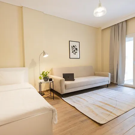 Stylish 3bd With Balcony