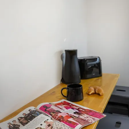 Stylish 3bd With Balcony Thessaloniki