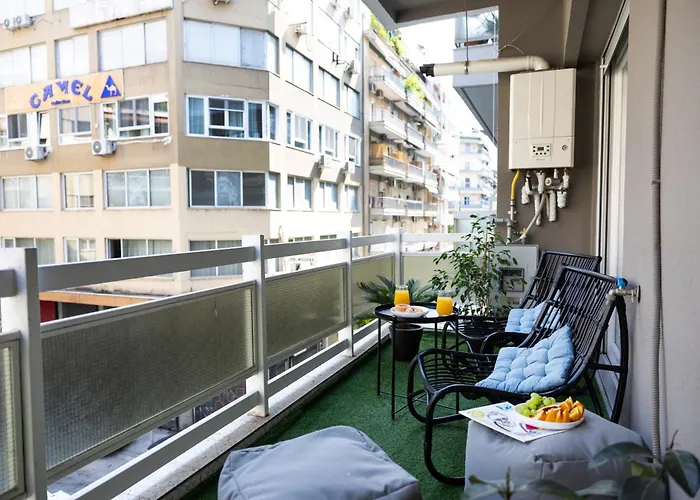 Stylish 3bd With Balcony 테살로니키