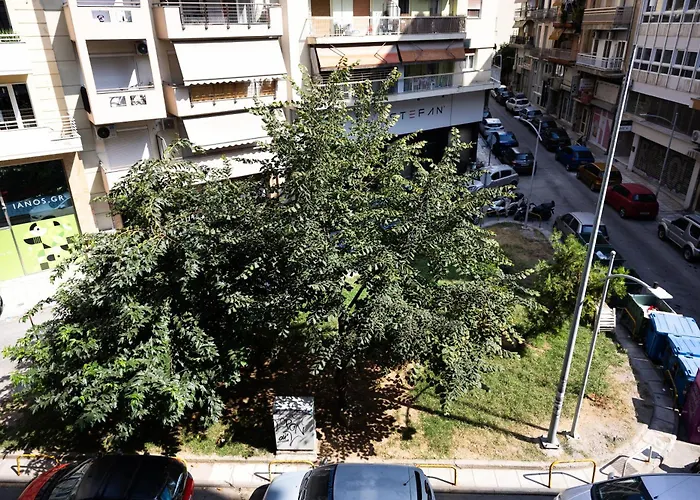 아파트 Stylish 3bd With Balcony 테살로니키