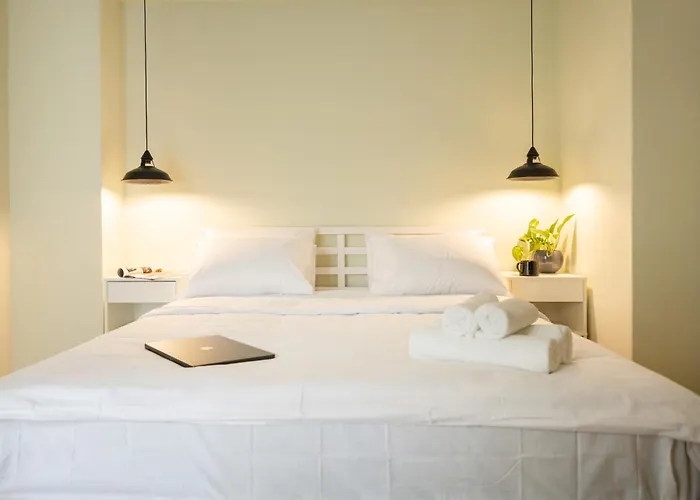 아파트 Stylish 3bd With Balcony