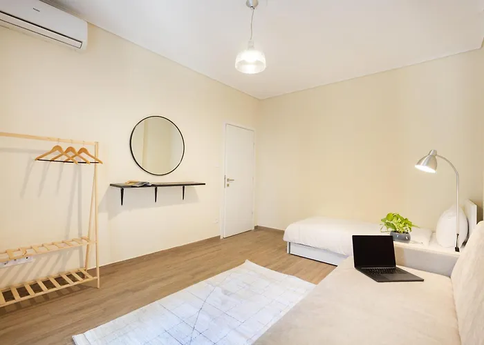 Stylish 3bd With Balcony 아파트