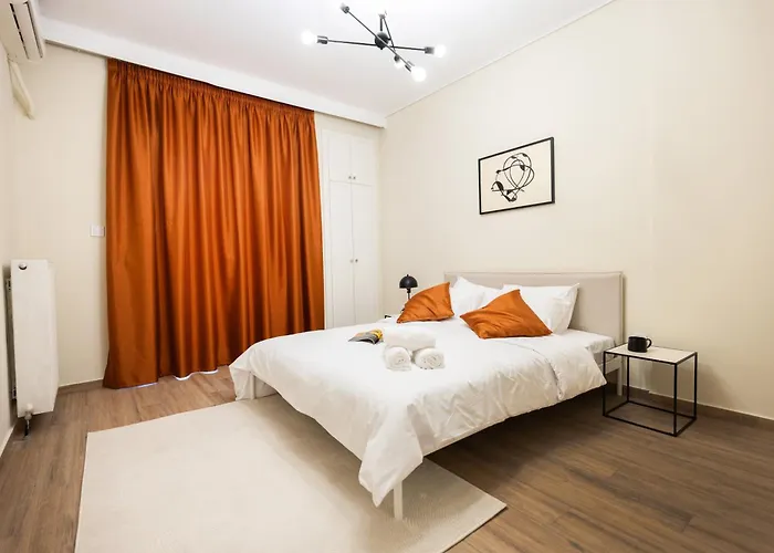 Stylish 3bd With Balcony 아파트 테살로니키